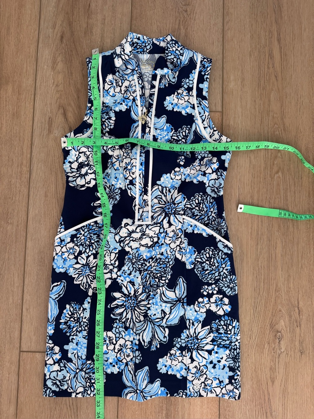 NWT Lilly Pulitzer Kathy Golf Dress UPF +50 SZ 2 Low Tide Navy Bouquet All Day - Picture 15 of 15
